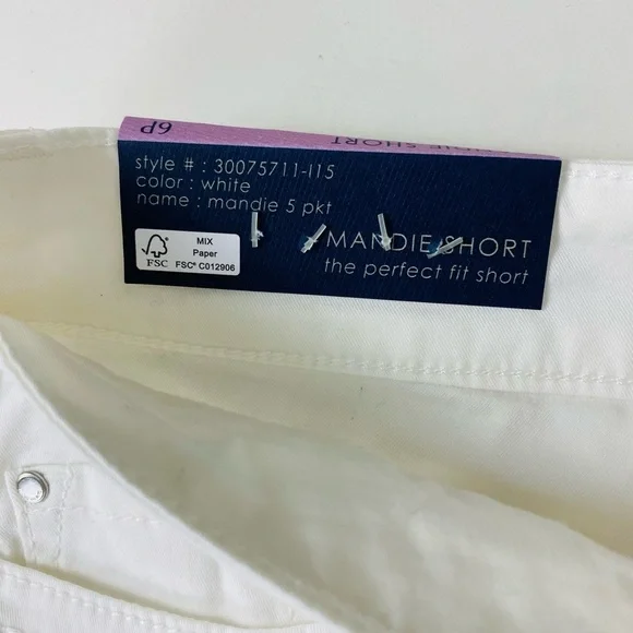 NWT Bandolino Women's Mandie Short, Size 6 P, Perfect Fit Shorts Stretch White - Picture 7 of 10
